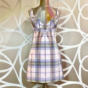 Coctail dress with plunging neck bra Barbie style